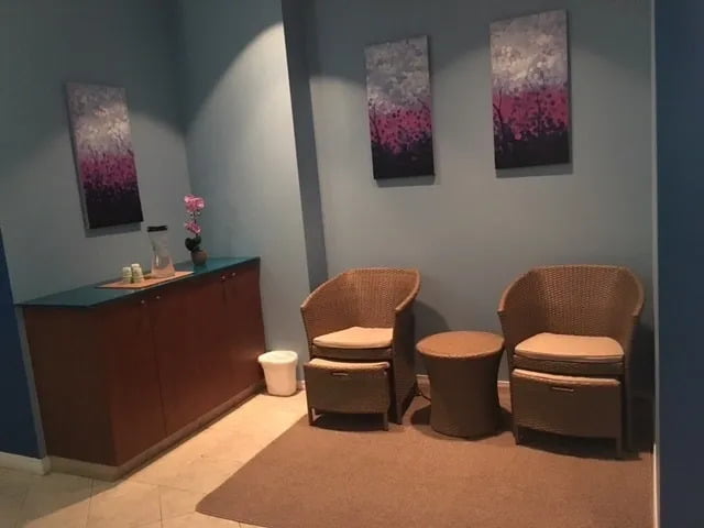 Calm and welcoming waiting room